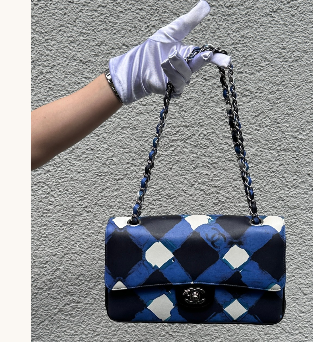 Timeless Classic Flap Medium Bag
