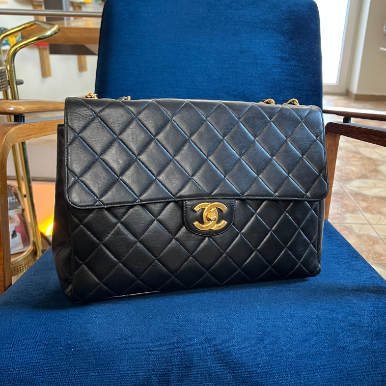 Vintage Classic Jumbo Flap Bag