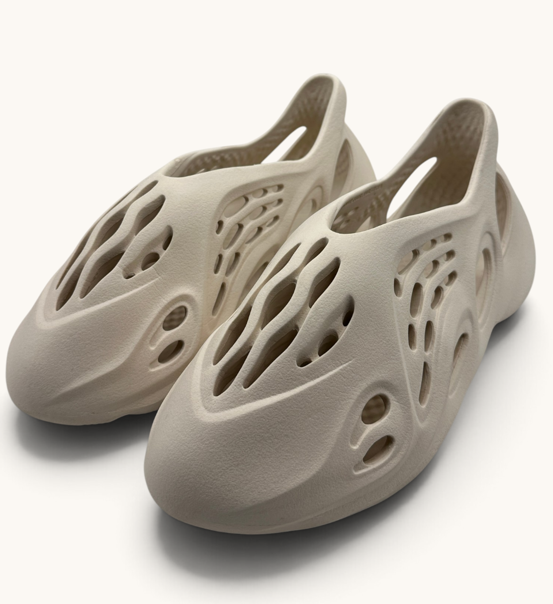 yeezy Foam RNNR