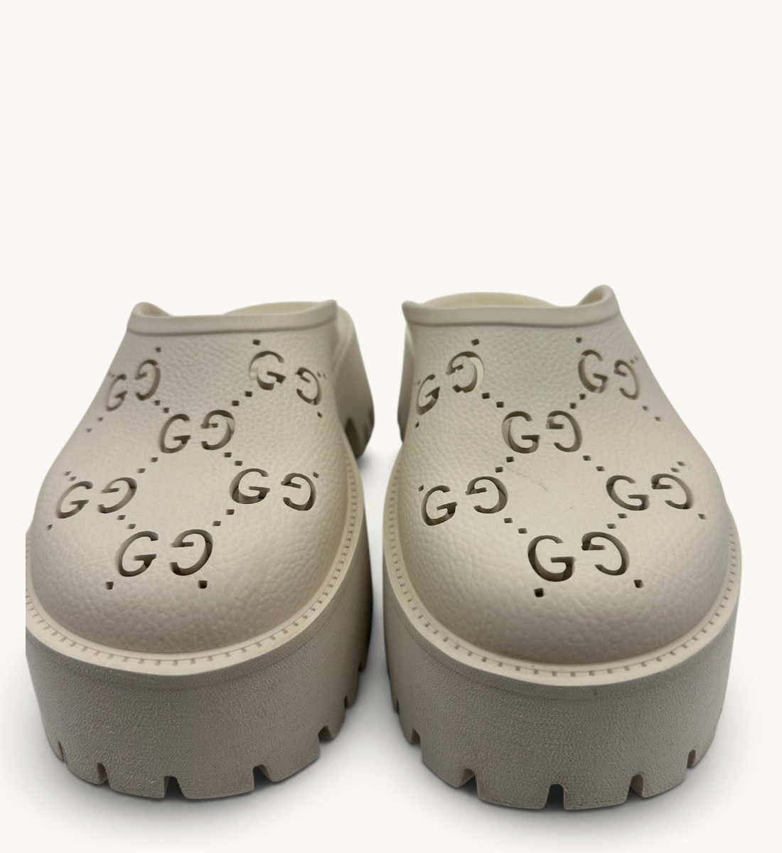 GG-Perforated Rubber Clogs