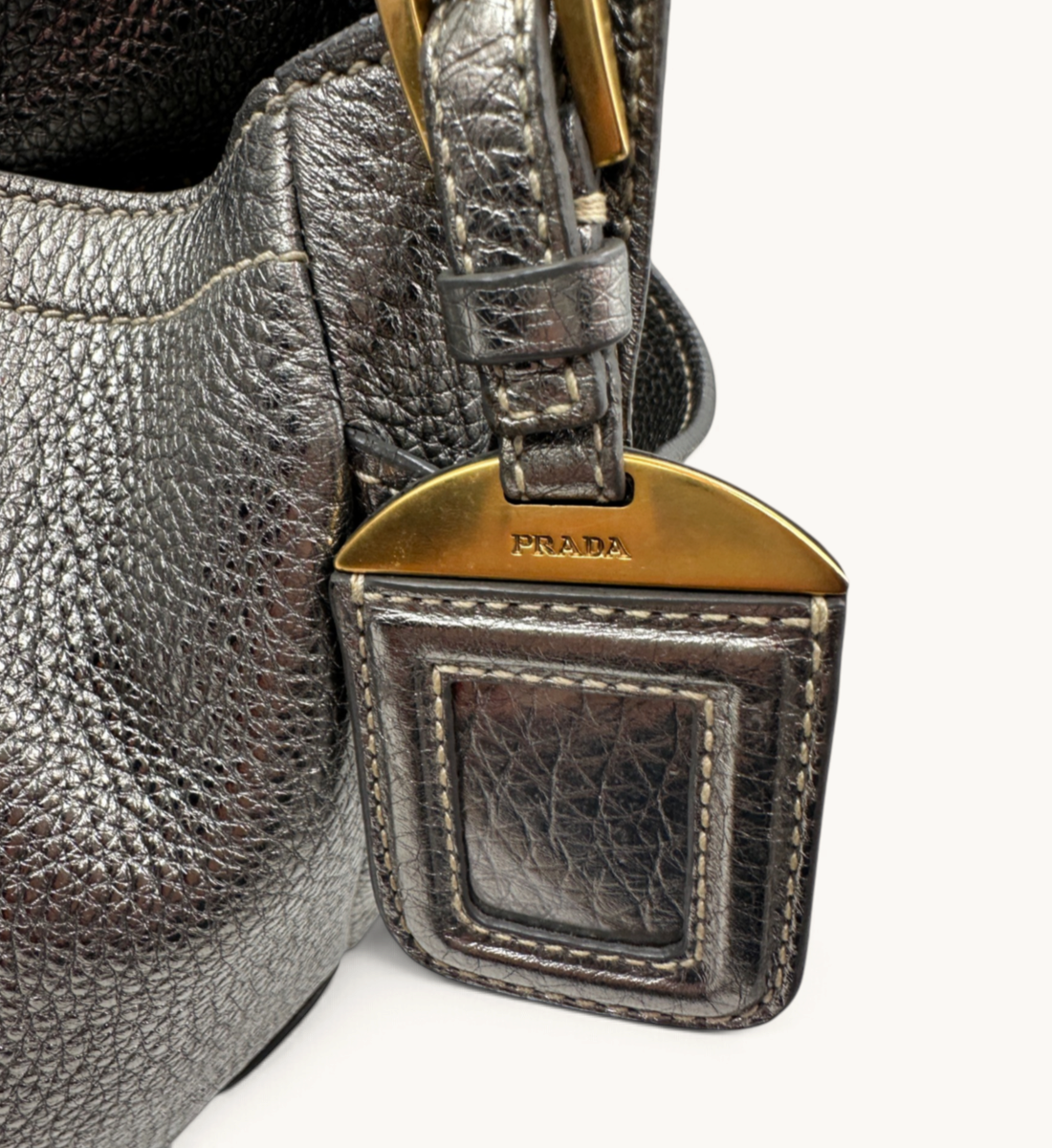 Vitello Daino Side Pocket Hobo Silver Handbag