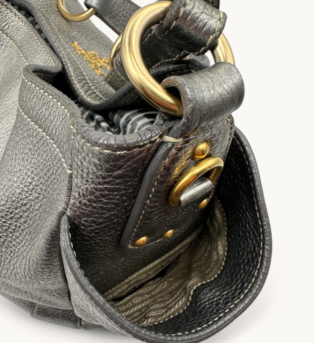 Vitello Daino Side Pocket Hobo Silver Handbag