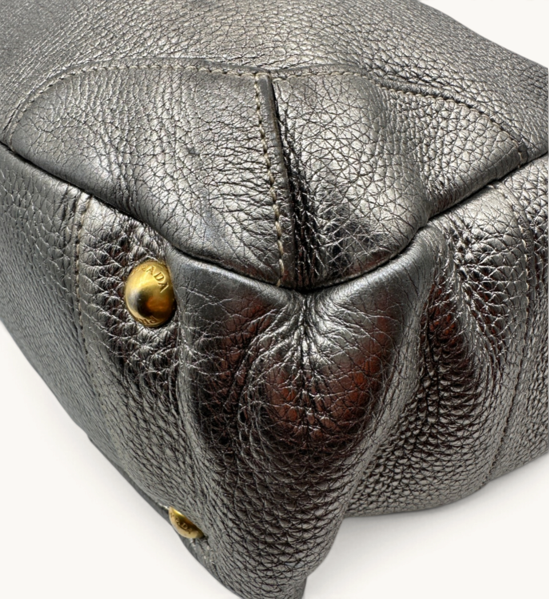 Vitello Daino Side Pocket Hobo Silver Handbag