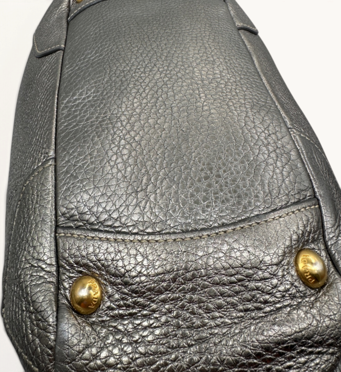 Vitello Daino Side Pocket Hobo Silver Handbag