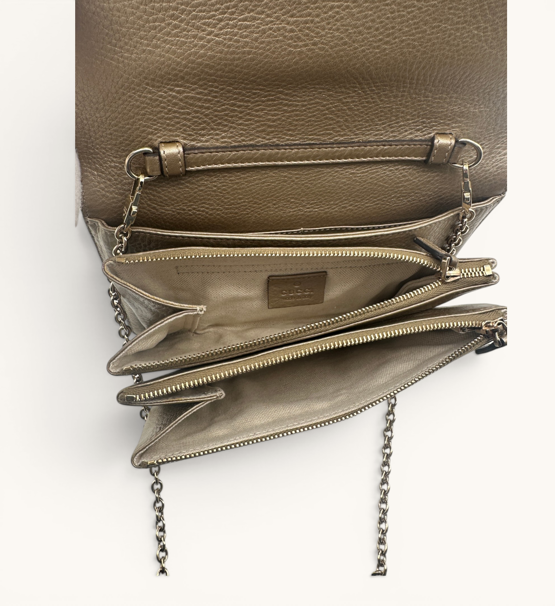 Gucci Broadway Piston Wallet On Chain