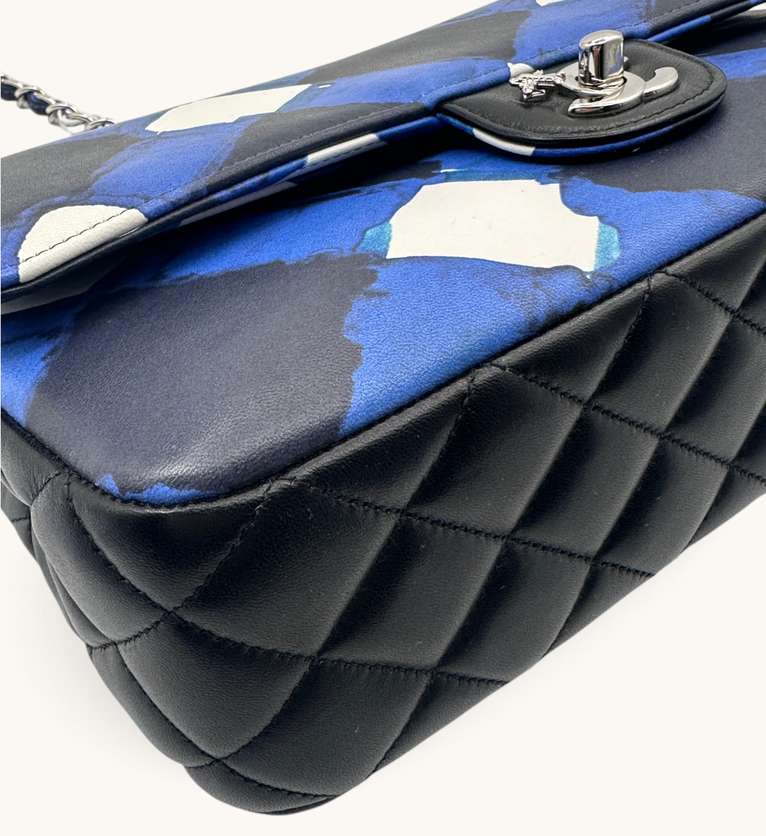 Timeless Classic Flap Medium Bag