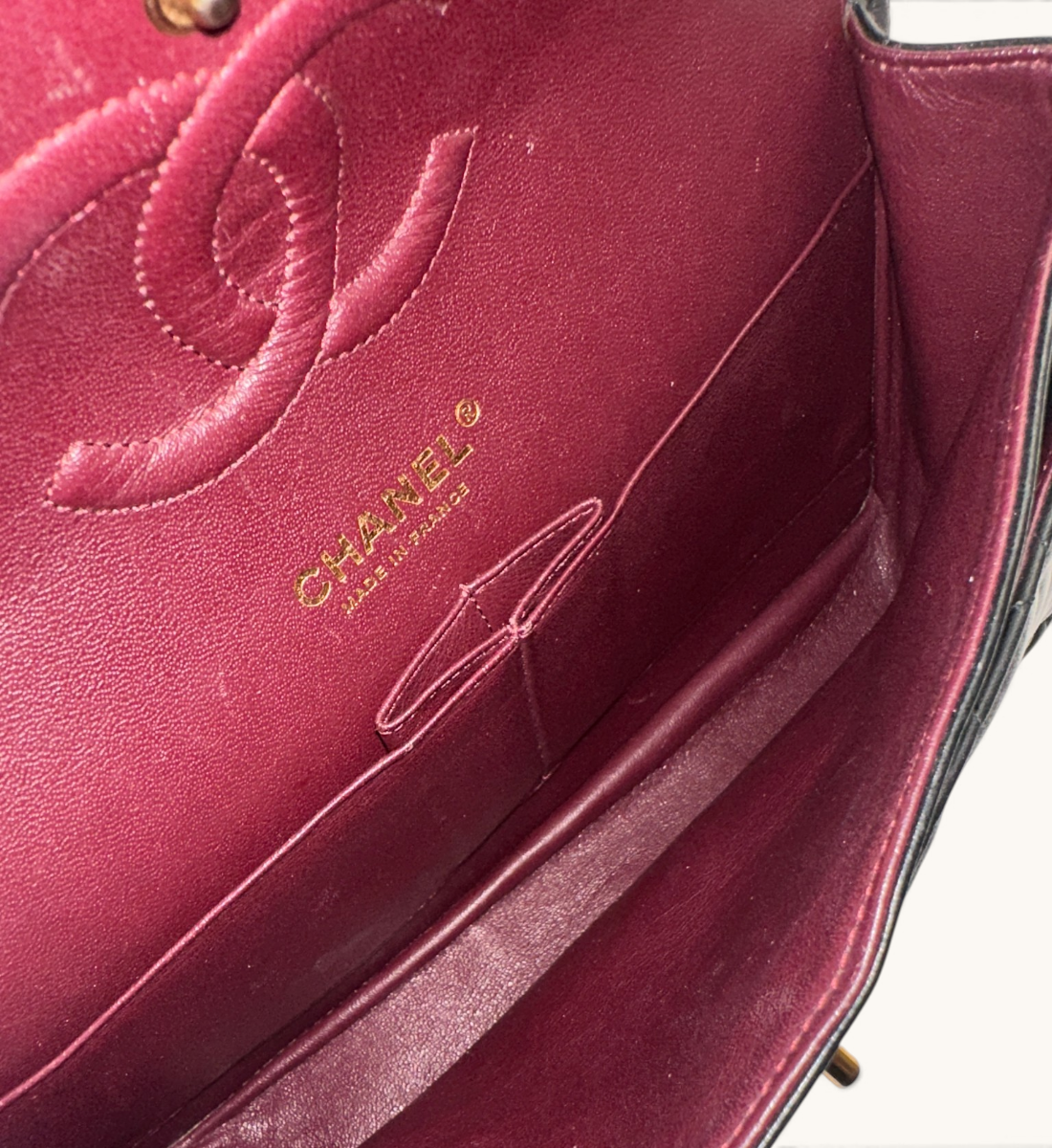 Classic Double Flap Medium
