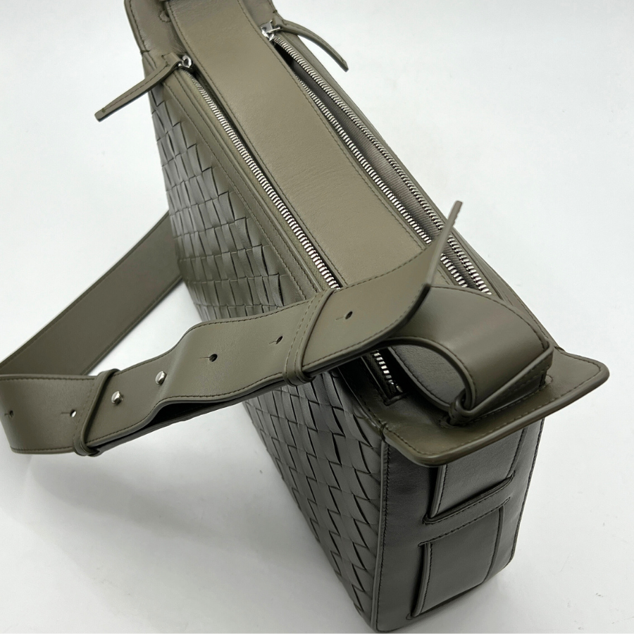 Intrecciato Tribeca Top Handle Bag