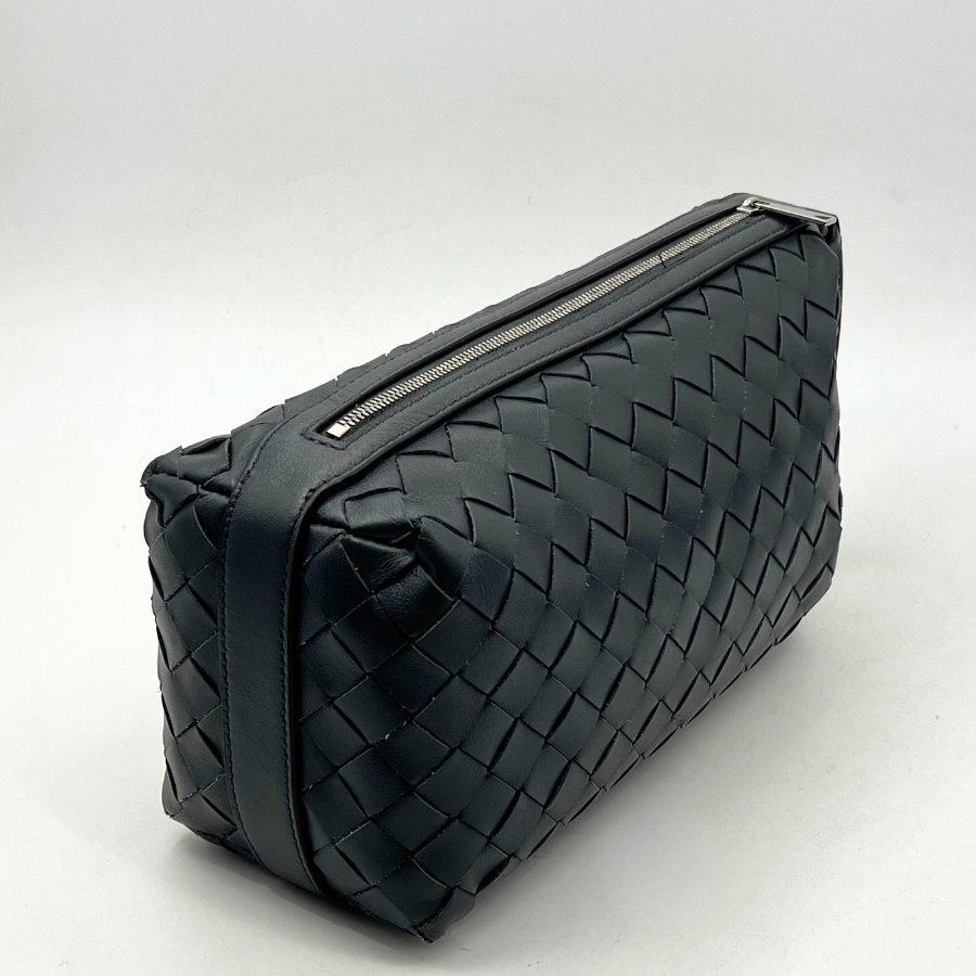 Intrecciato Vertical Wallace Pouch