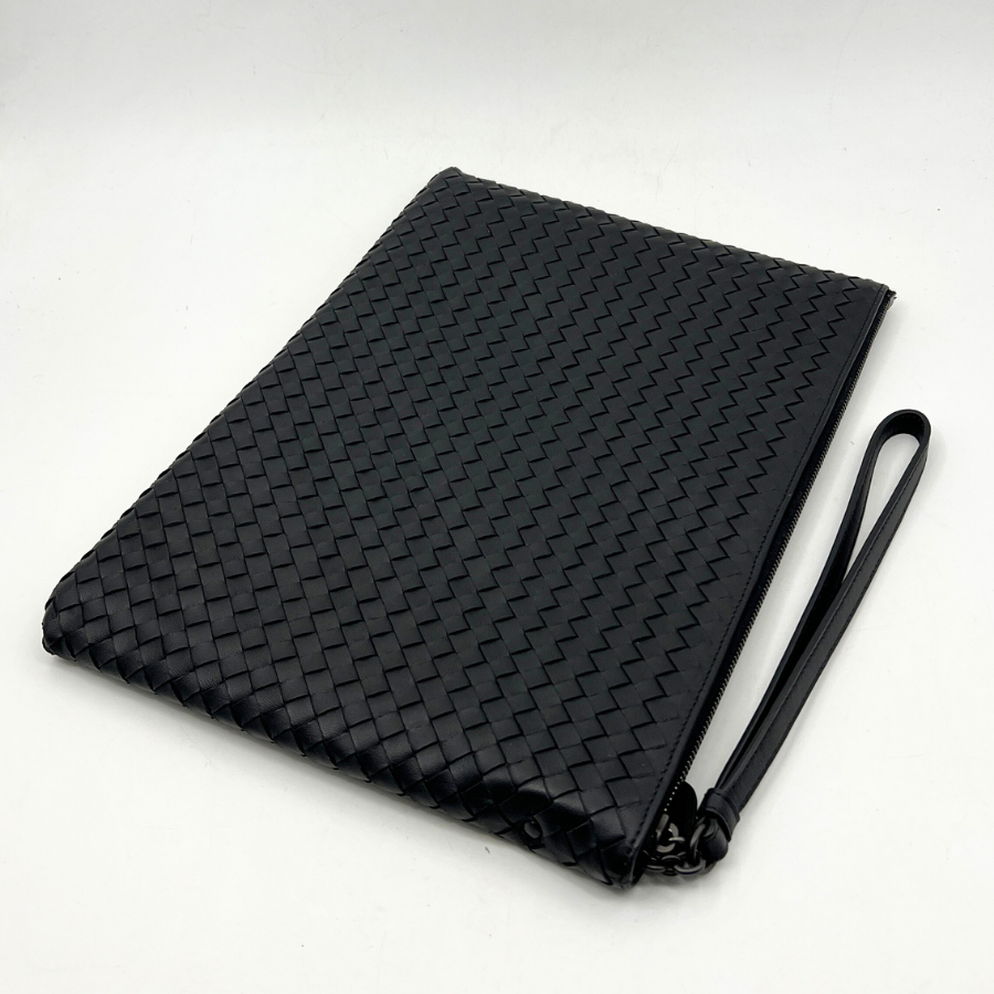 Intrecciato Nappa pouch with wristlet