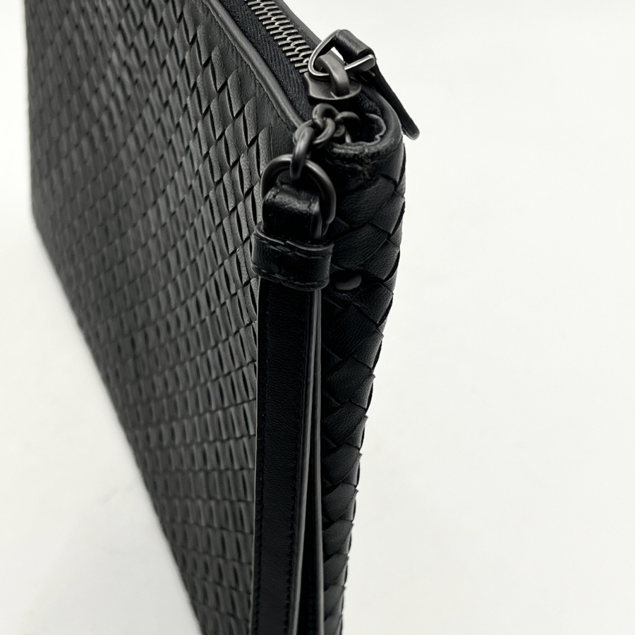 Intrecciato Nappa pouch with wristlet