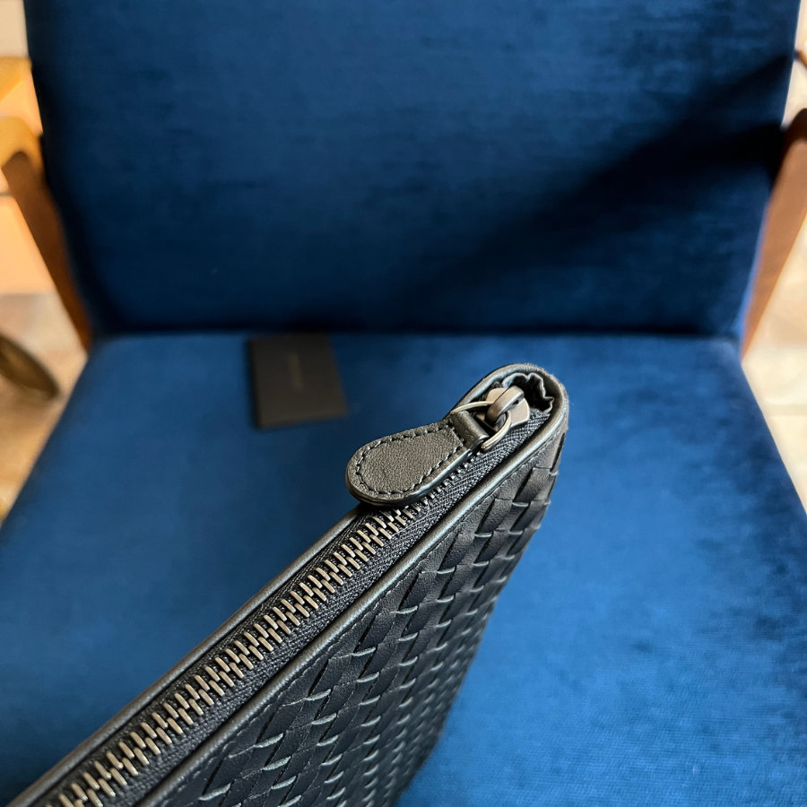 Intrecciato Nappa pouch with wristlet