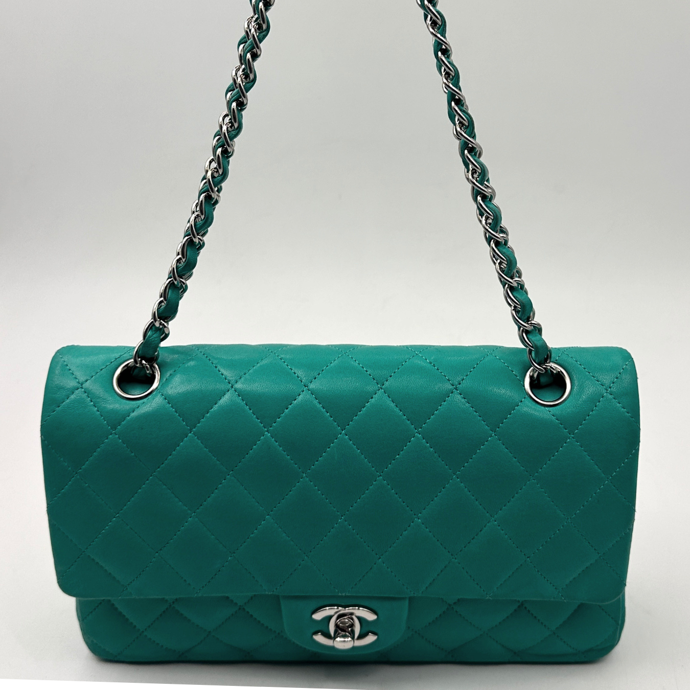 Timeless Classic Medium Double Flap Bag