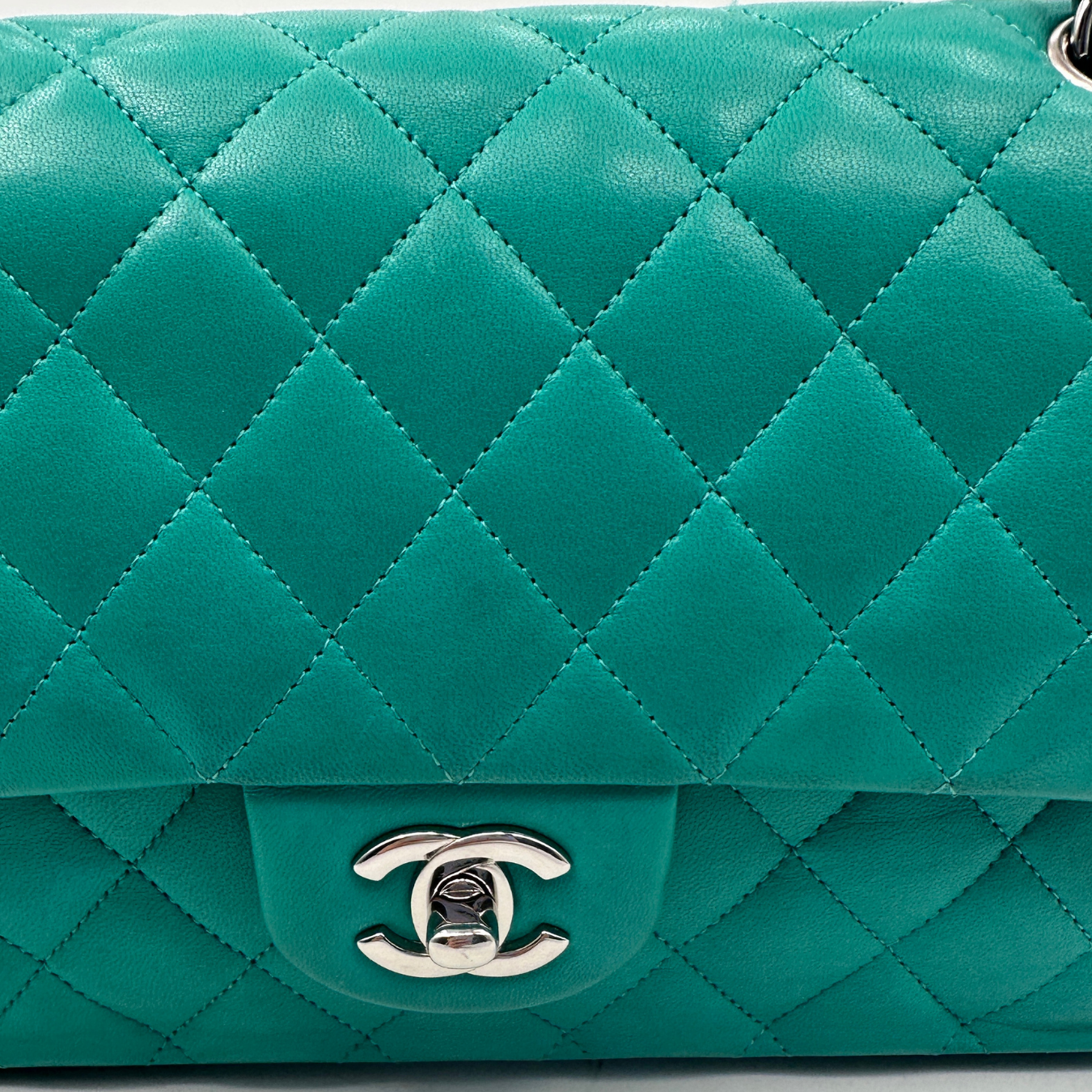 Timeless Classic Medium Double Flap Bag