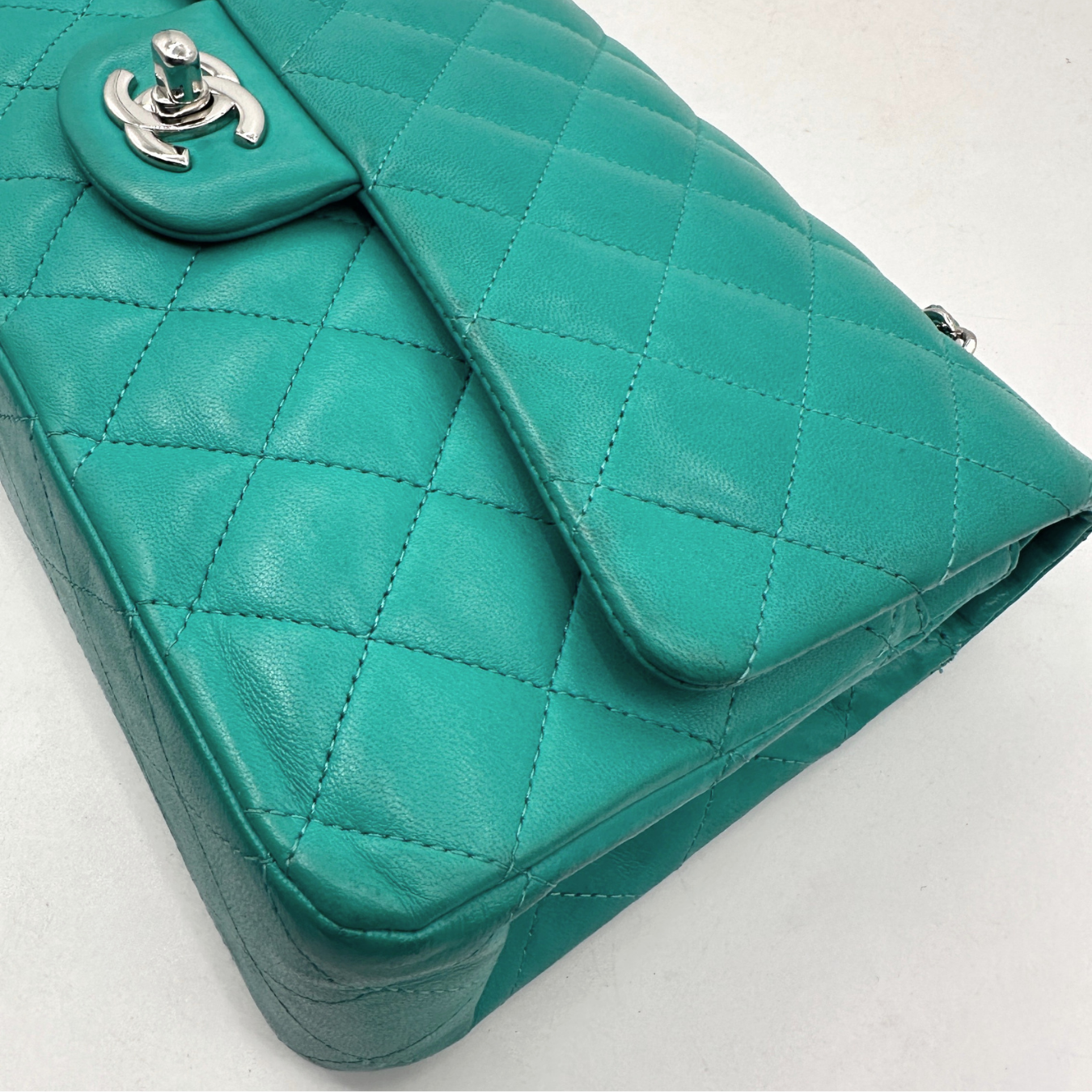 Timeless Classic Medium Double Flap Bag