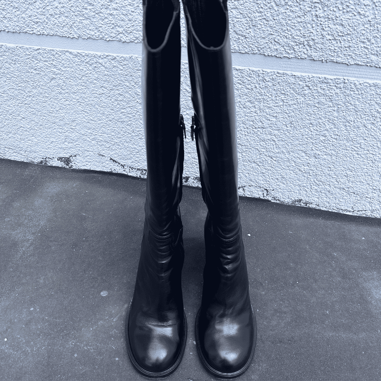 X010 Boots