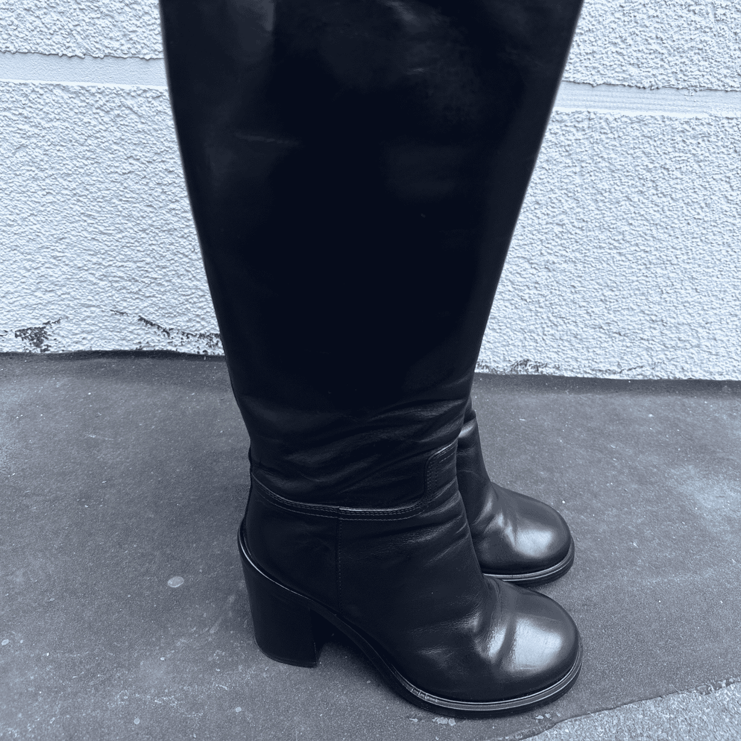 X010 Boots
