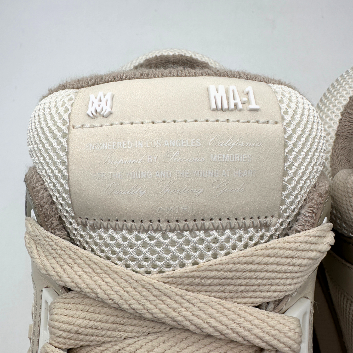 MA-1 Sneakers
