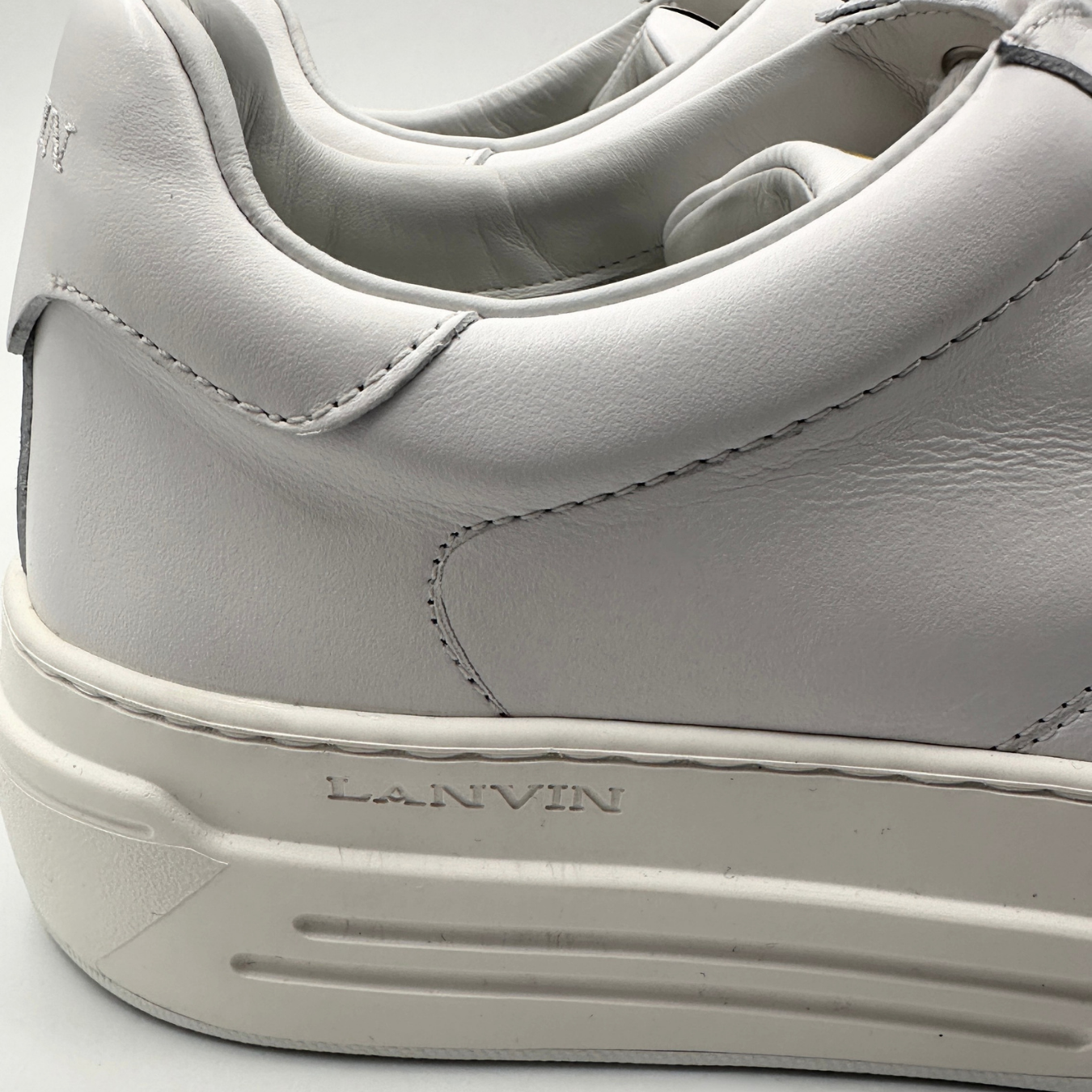 DDB0 Platform Sneakers