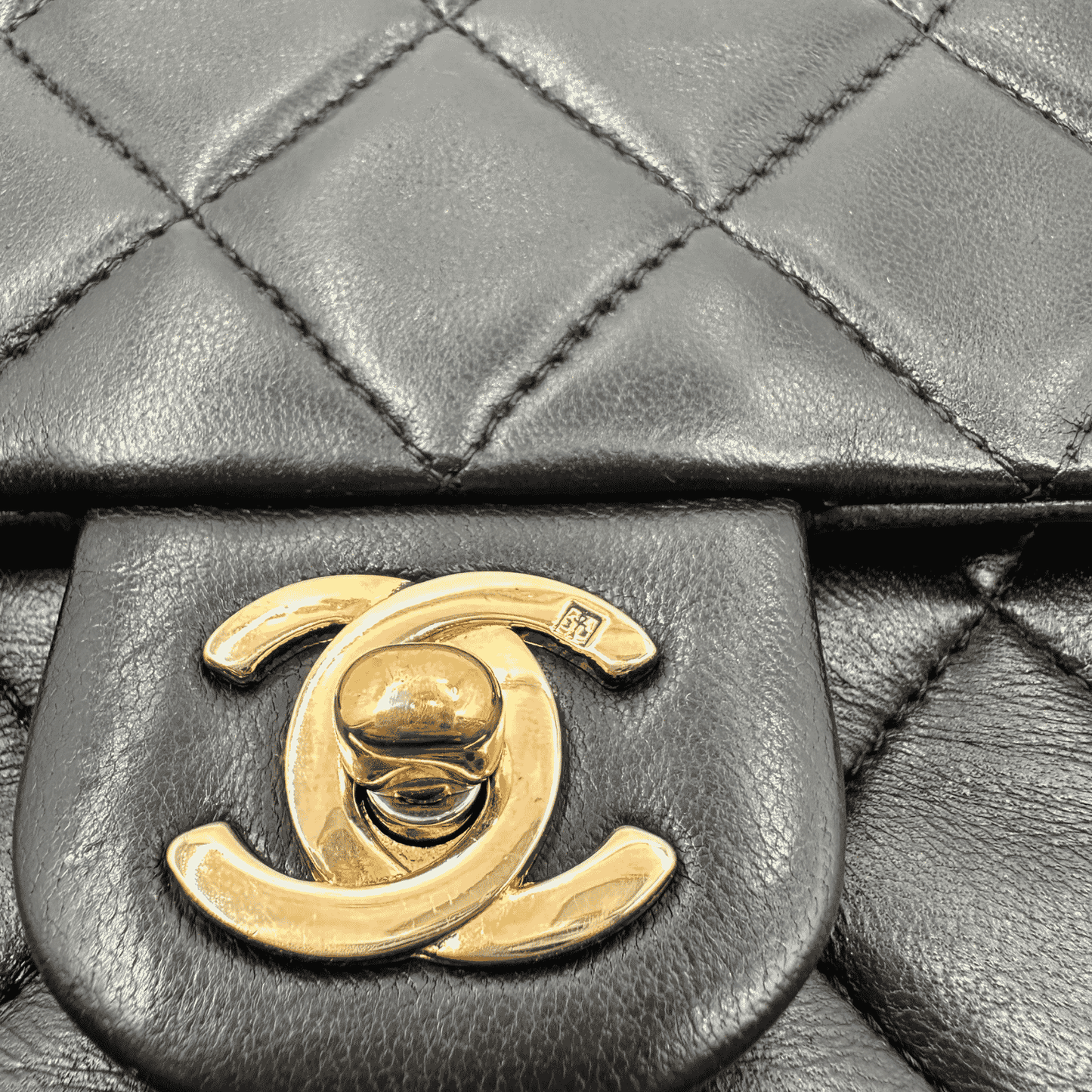 Vintage Matelasse 20 Flap Chain Shoulder Bag
