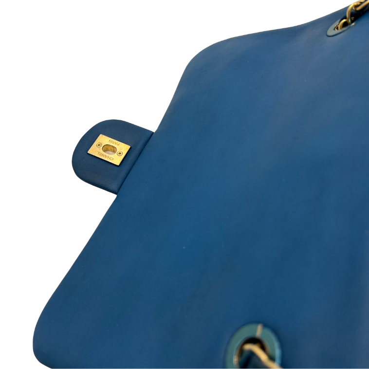 Iridiscent Large Classic Quilted Flap Bag