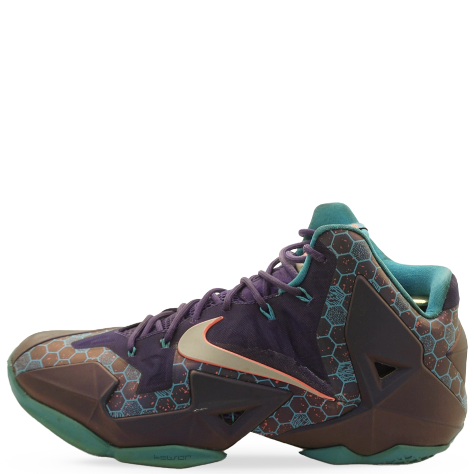 LeBron Summit Lake Hornets XI